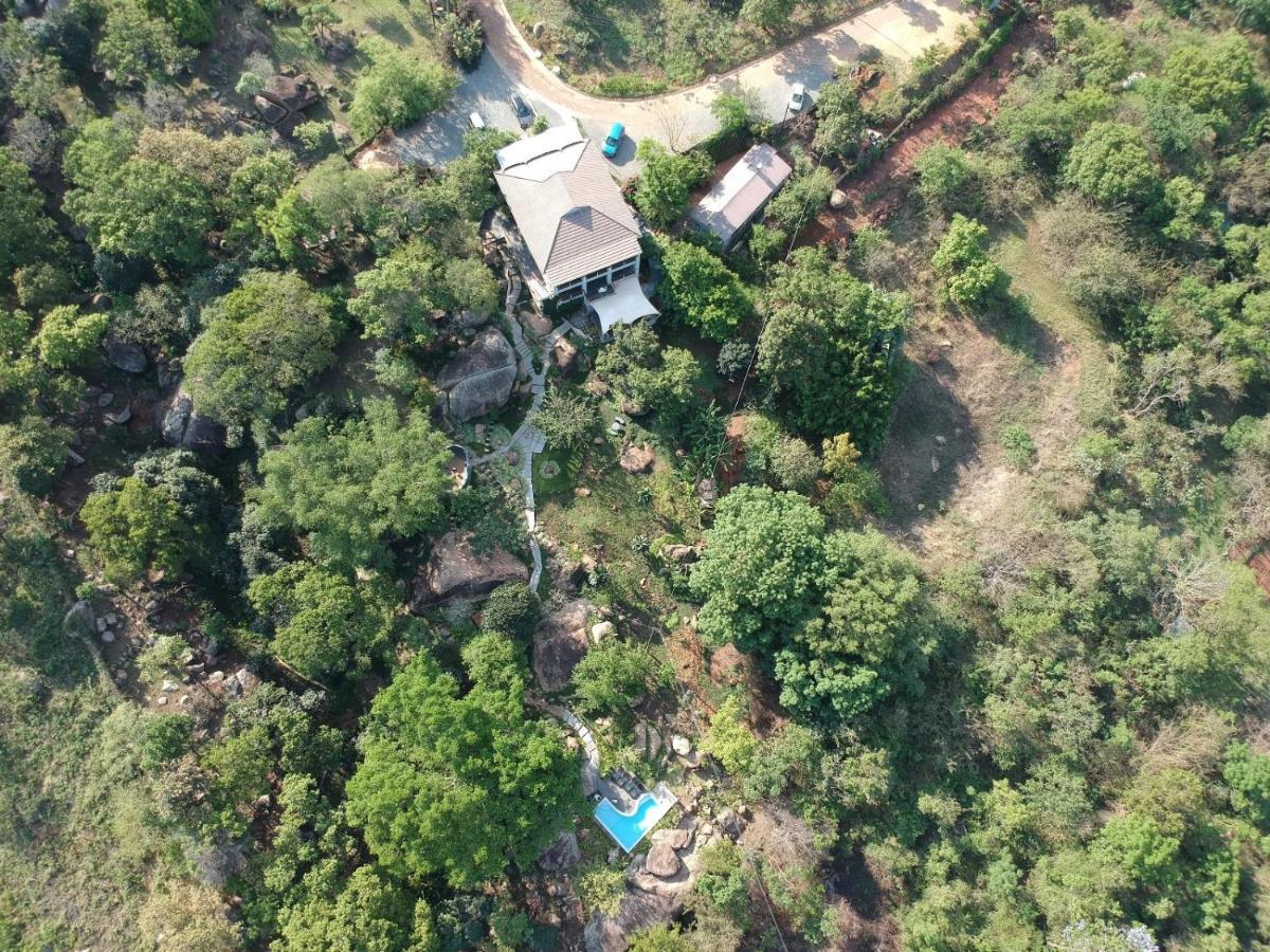 אזולוויני Mogi Boutique Hotel מראה חיצוני תמונה