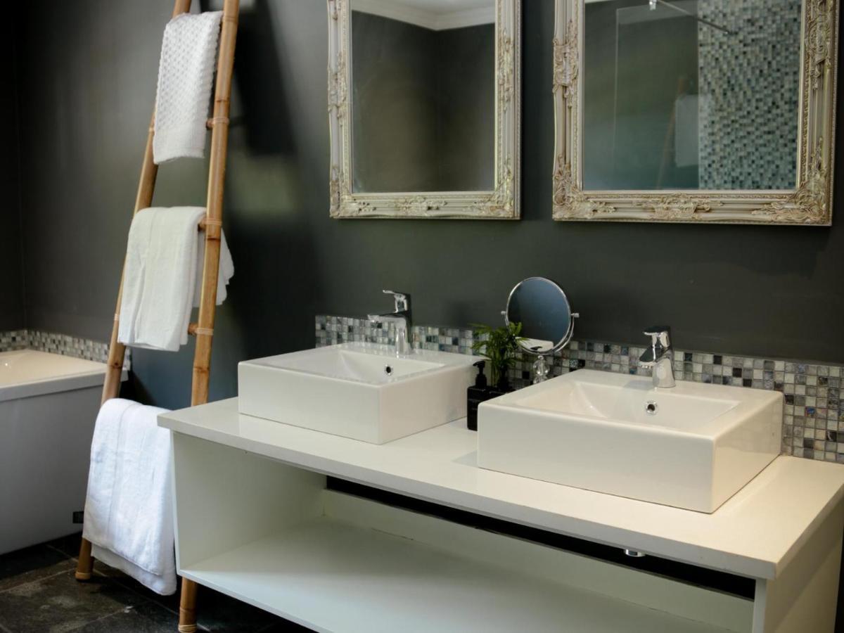 אזולוויני Mogi Boutique Hotel מראה חיצוני תמונה